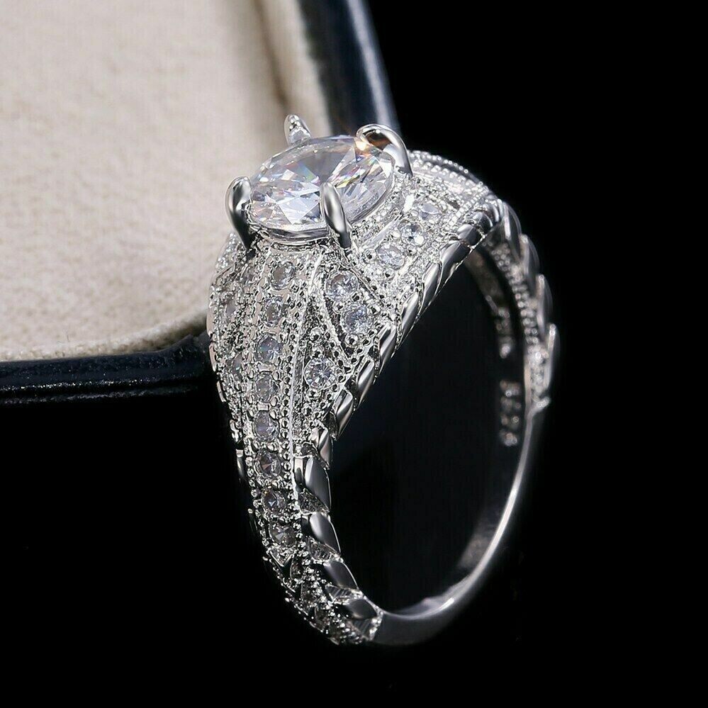 Ethnic Vintage Style Ring 1.8CT CZ Elegant Christmas Gift Ring 925 Silver plated