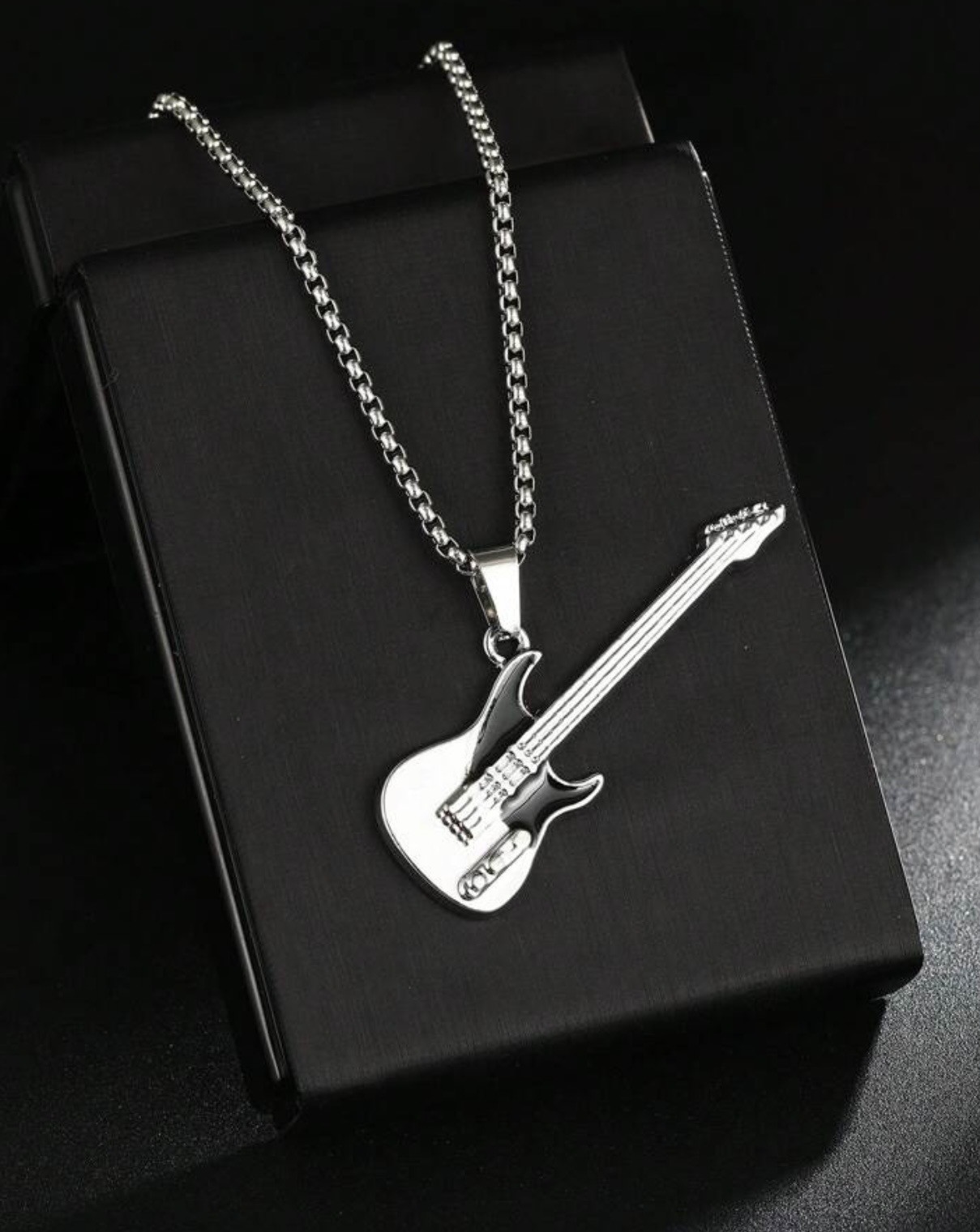 Stainless Steel Hip Hop Rock Guitar Pendant Necklace with 60cm Silver Chain UK