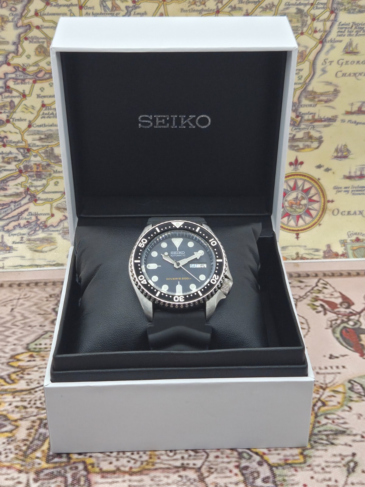 Seiko Automatic Watch SKX007 Mens Scuba Divers 200M 7S26-0020 c.June 1997 BOXED