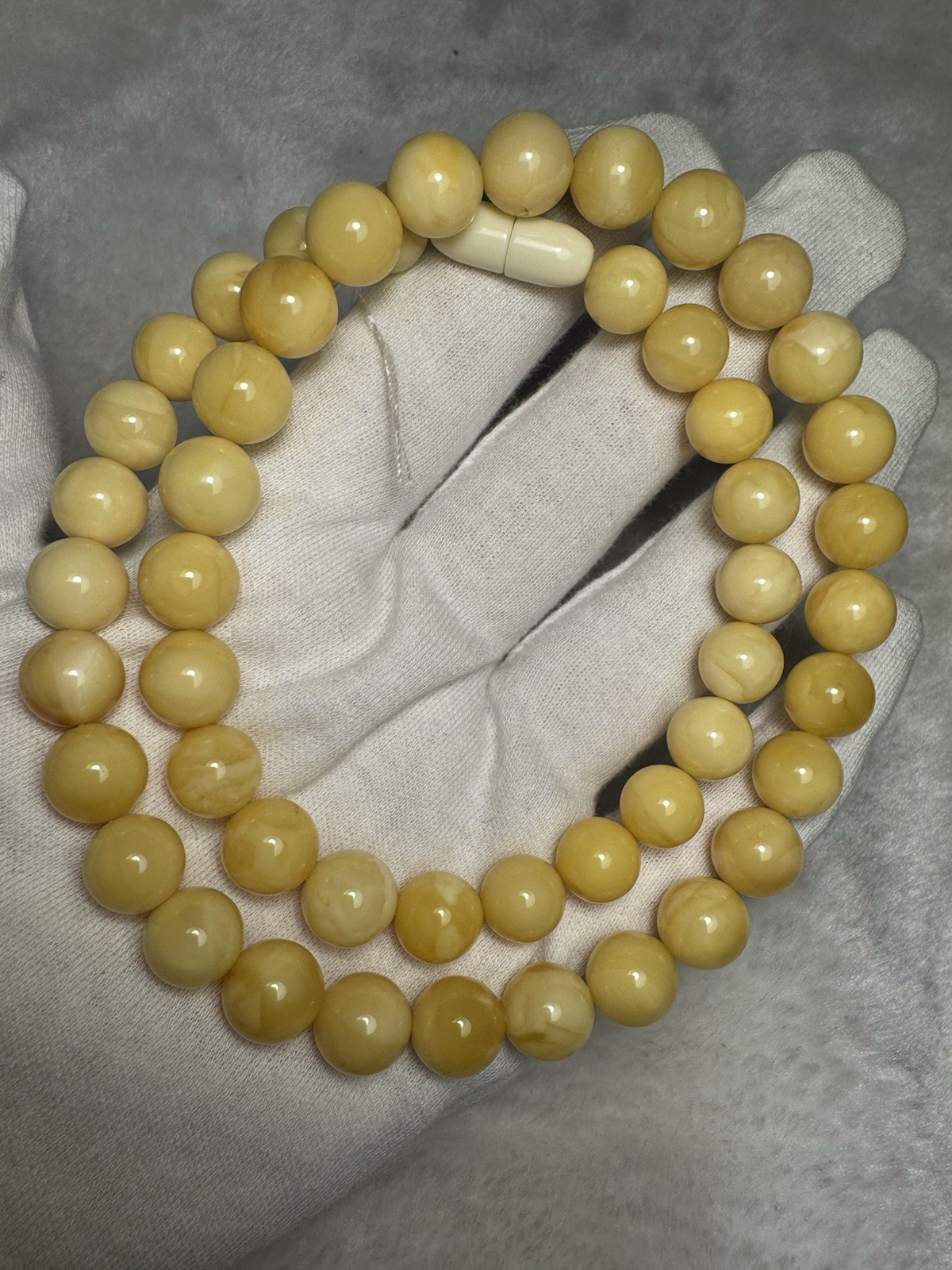 Genuine Baltic Amber Necklace-Polished Round Bead 10.1-10.9mm 53cm 32.16g