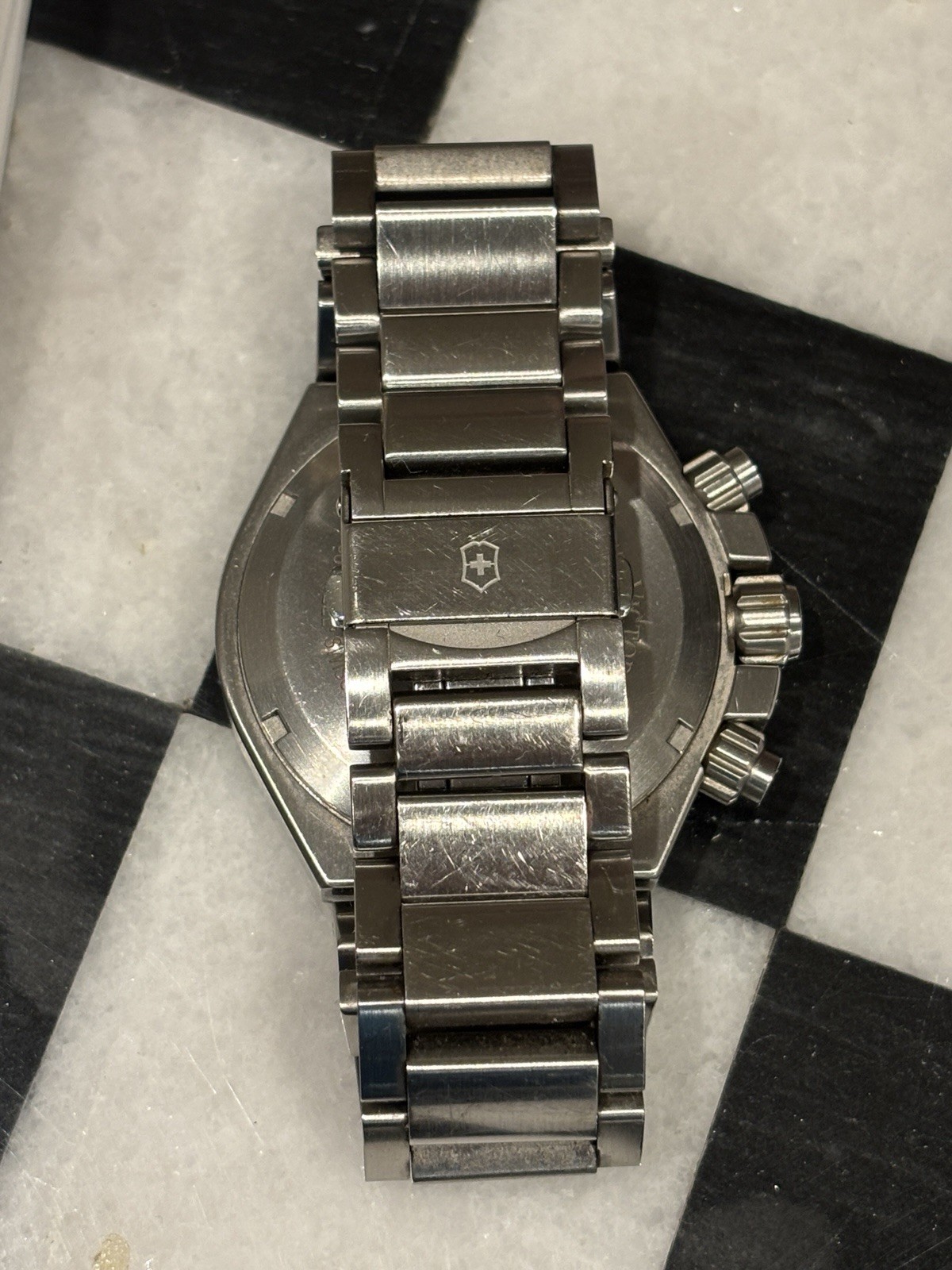 Victorinox 241160 Convoy Chrono Red SS Bracelet All Links Box And Manual