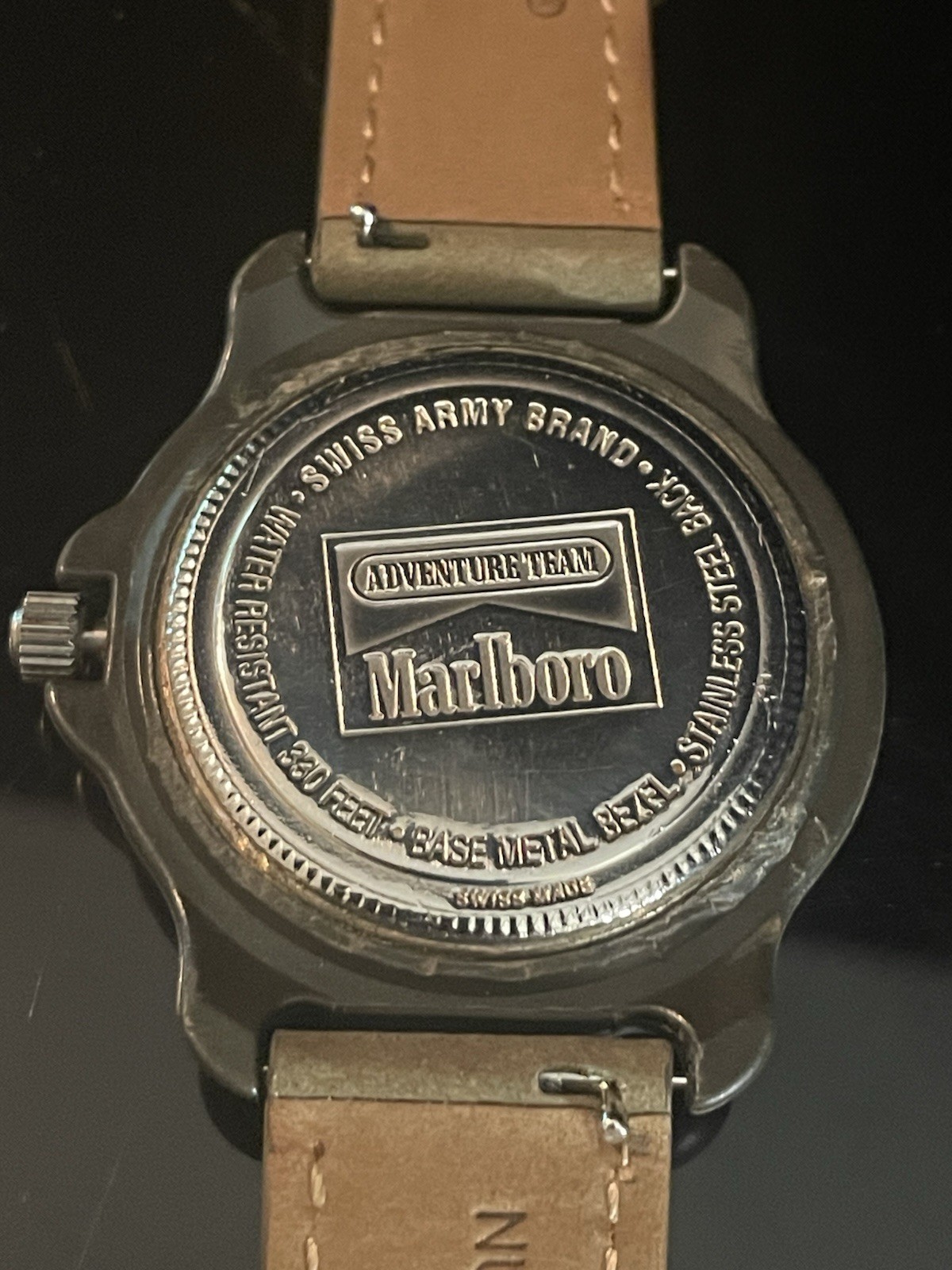 Vintage Swiss Army Marlboro Adventure Team Quartz Field Watch Box Papers 36mm