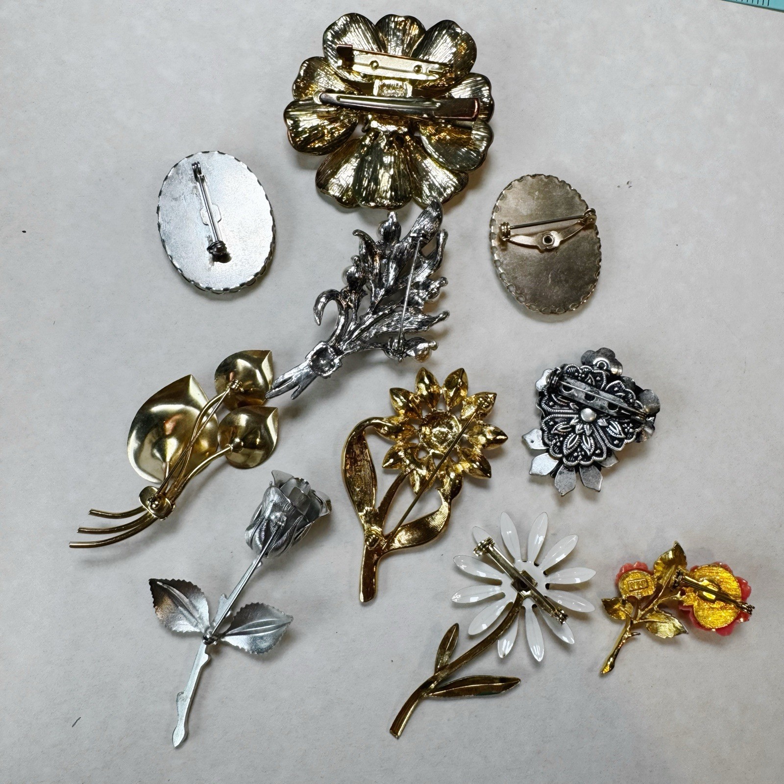 Vintage Floral Brooch Lot 10pc JJ Jonette Enamel Porcelain Flower Bouquet Clip
