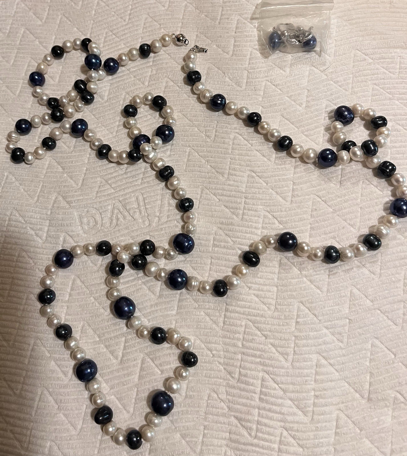 Lovely South China Sea Royal Blue and Ivory Pearls.
