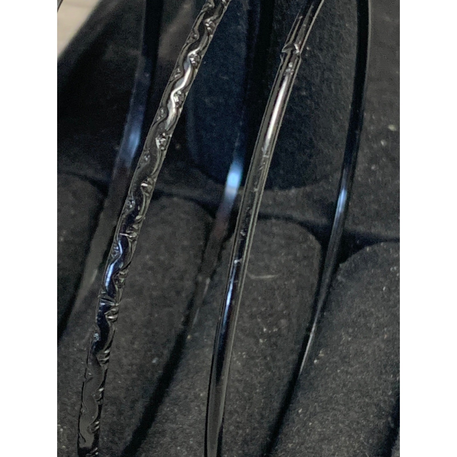 Black Metal Bangle Bracelet Set 4 Piece Twisted Etched Smooth 8.5 Inch
