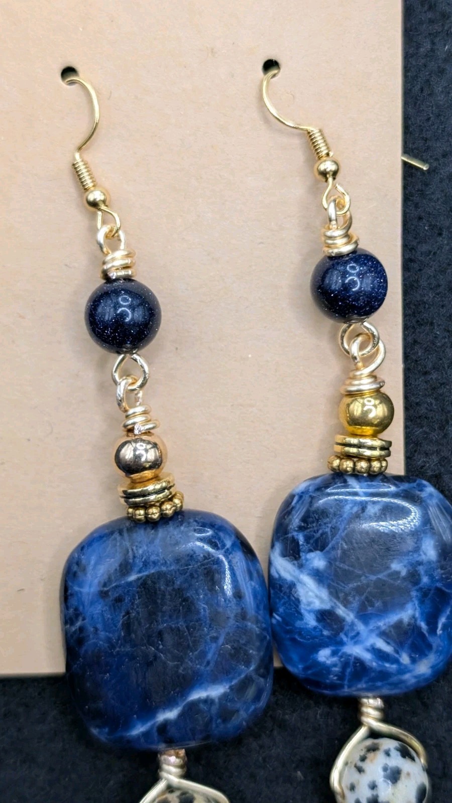 Women’s Artisan Stylish Boho Blue Beaded Drop Dangly Hook Earrings 💙🖤🩶🤍🤎