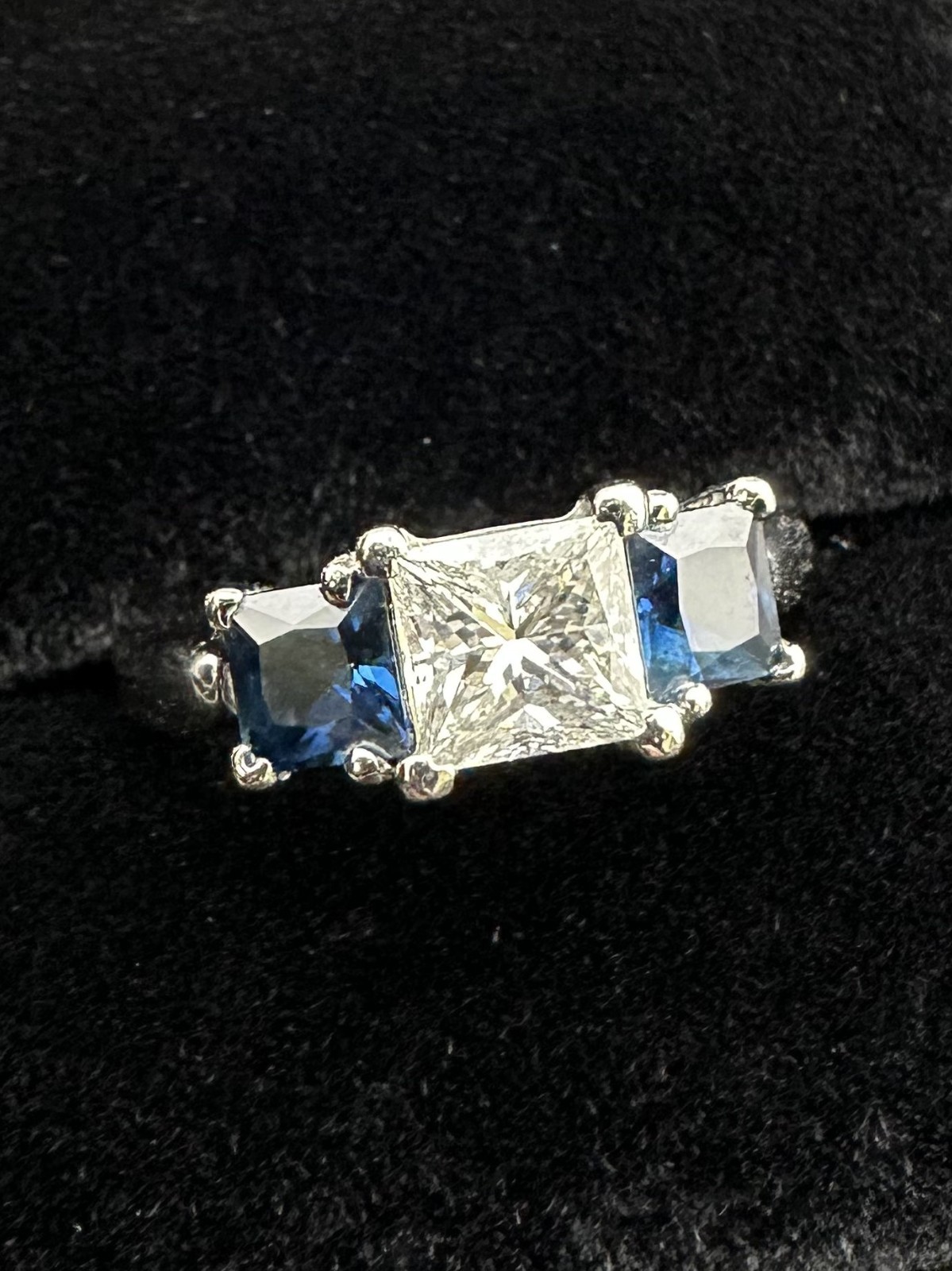 950 Platinum 1.18ctw Princess Cut Diamond Sapphire 3-Stone Cocktail Ring 4.1dwt
