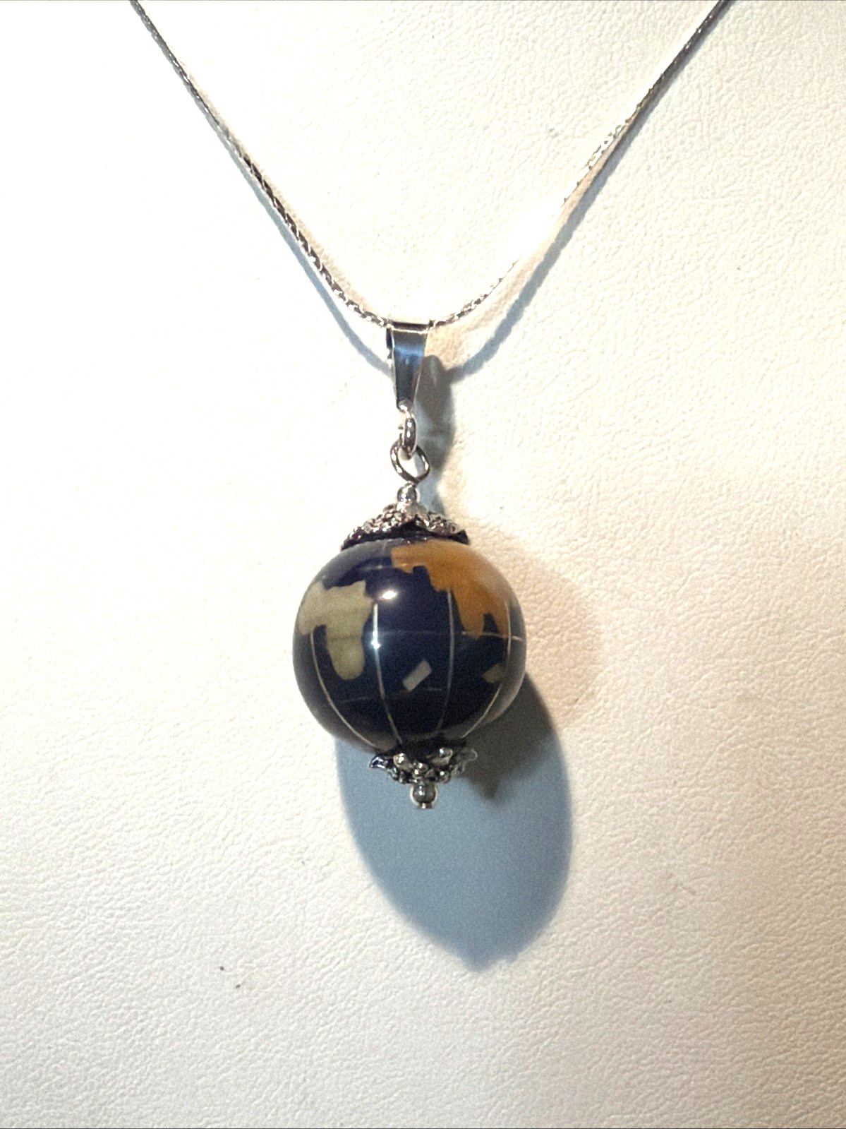*NEW ITEM-LG. VTG. 20MM LAPIS GEMSTONE INTARSIA WORLD GLOBE NECKLACE .925 SILVER
