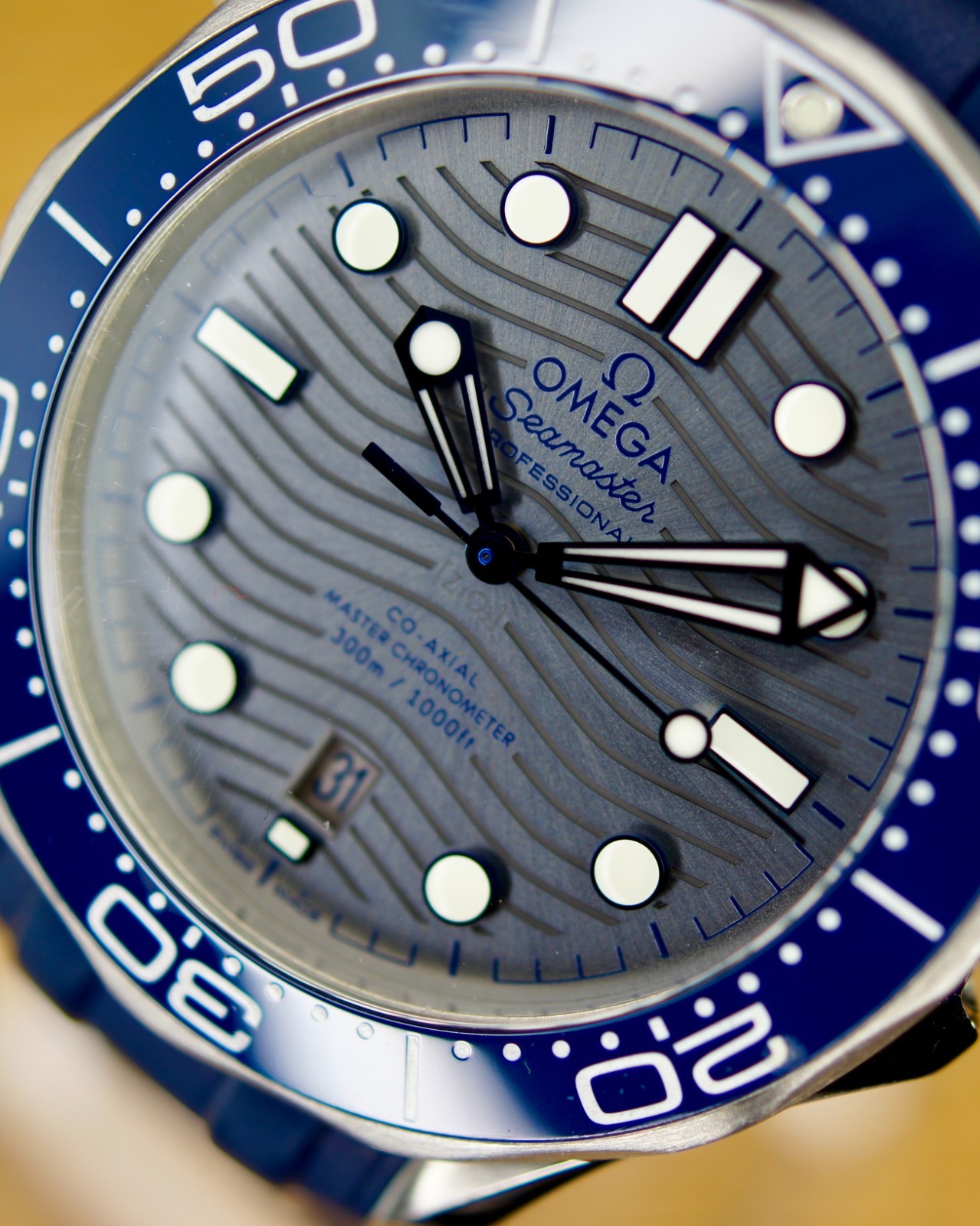 2021 OMG Seamaster Diver 300M “Gray Ghost” 210.32.42.20.06.001 Full Set