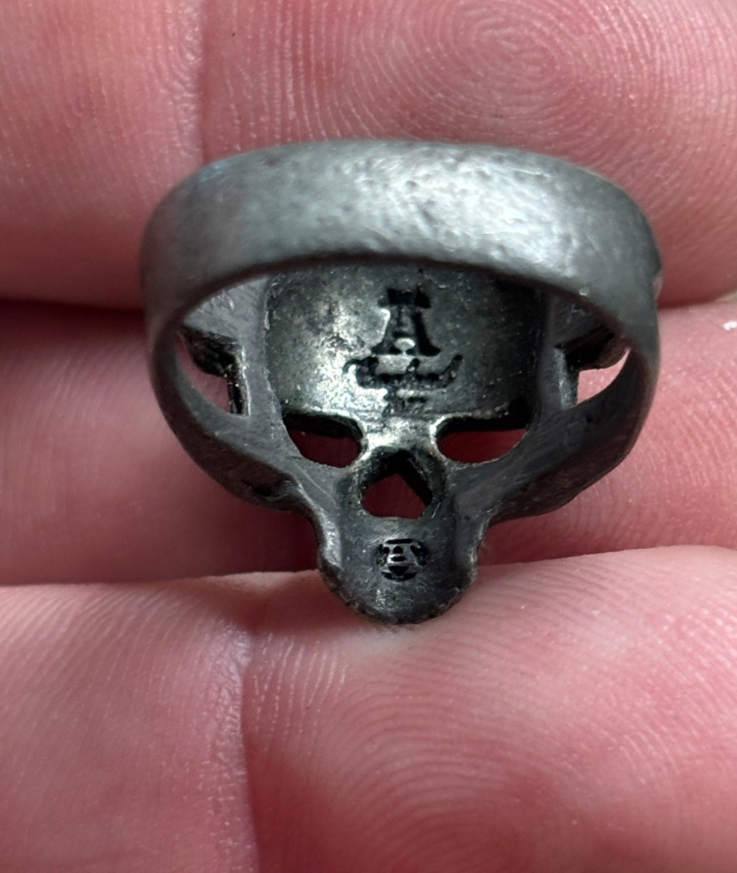 Vtg sz 5.5 ALCHEMY England GOTHIC Occult Pewter DEATH HEAD SKULL Ring SKELETON