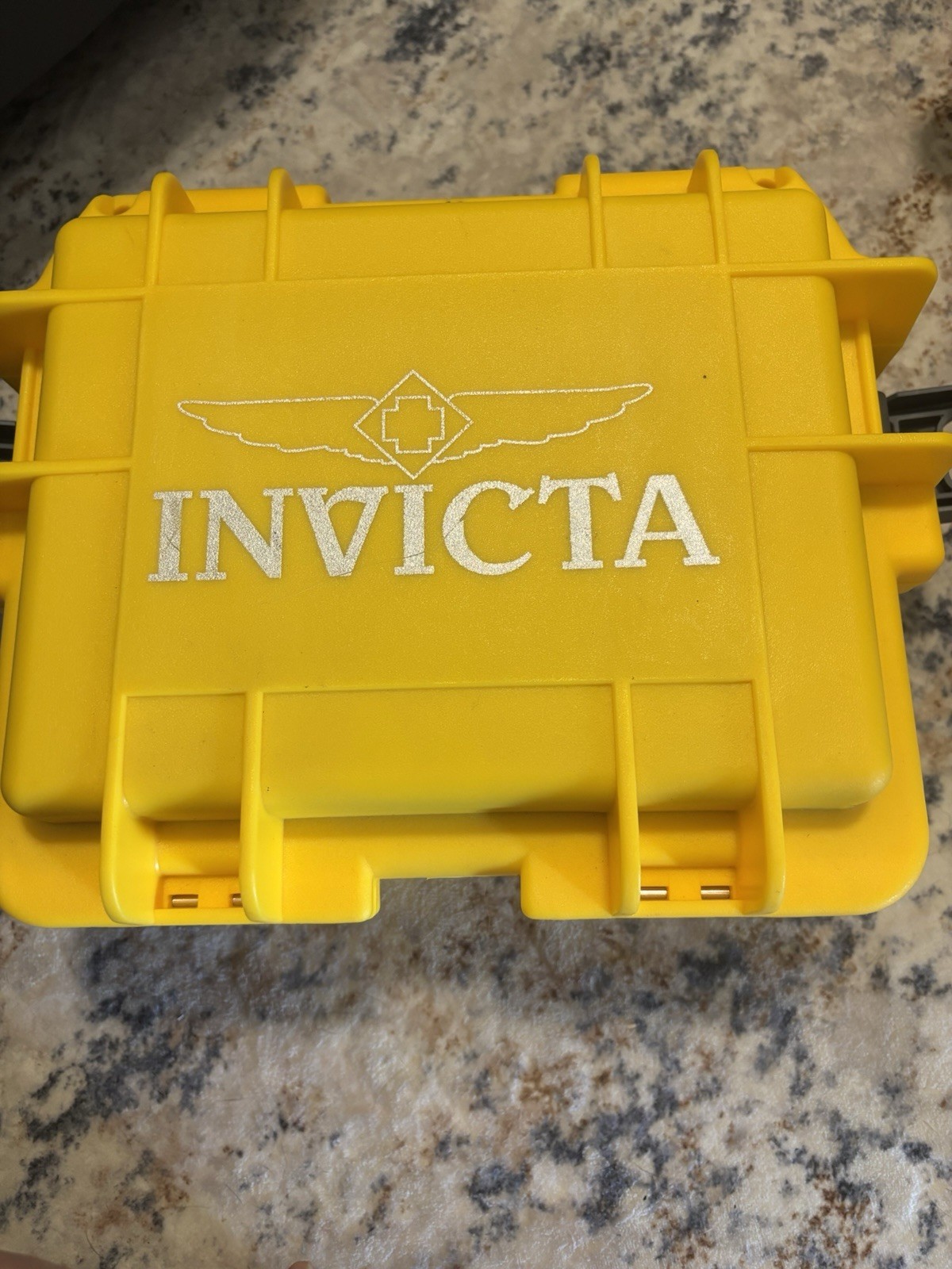 Invicta Aviator Men’s Watch Bundle w/ dive case. See Description for details.