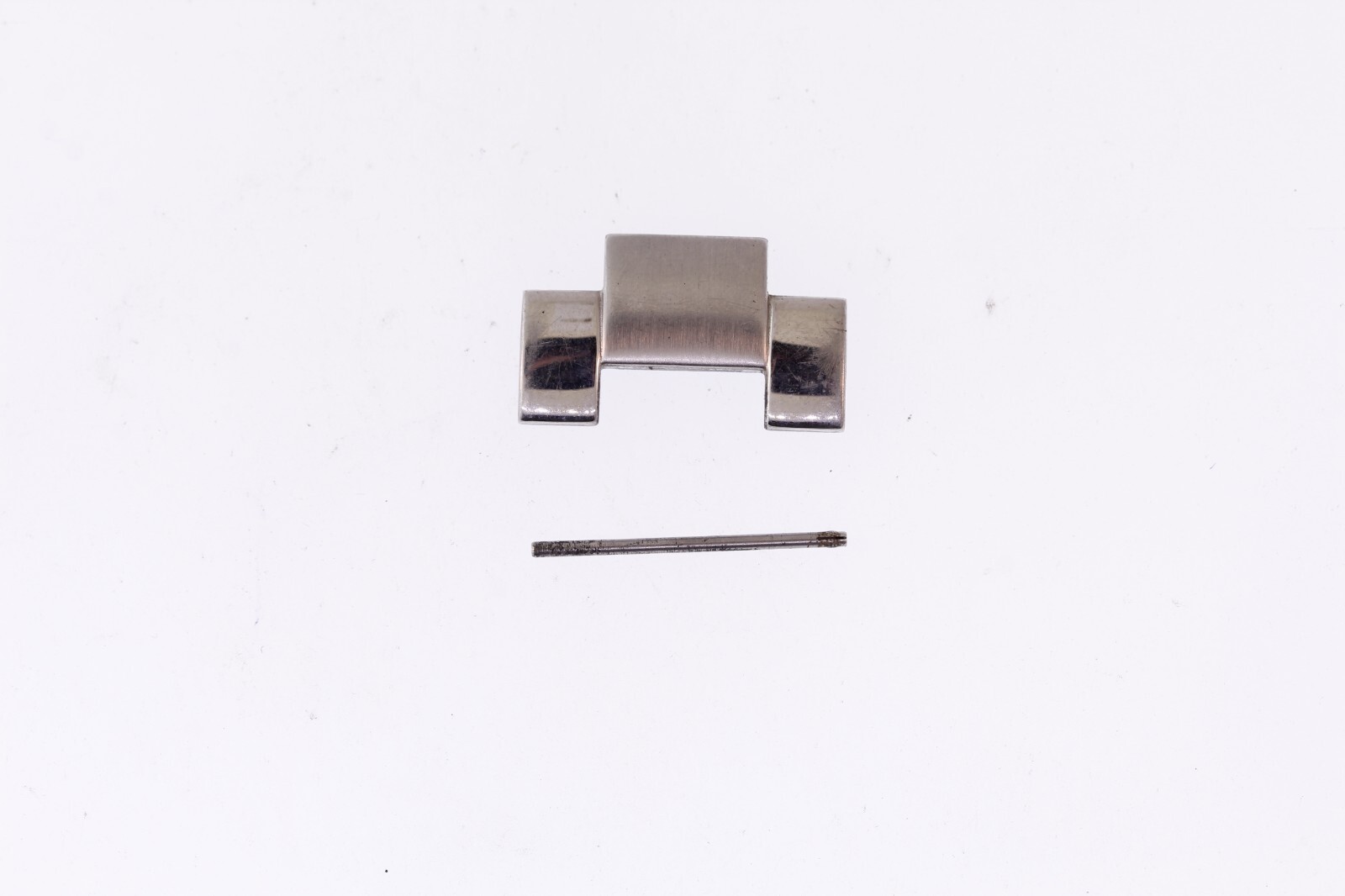 Bulova 96B288 Stainless Silver Tone 23mm Watch Links and Pins