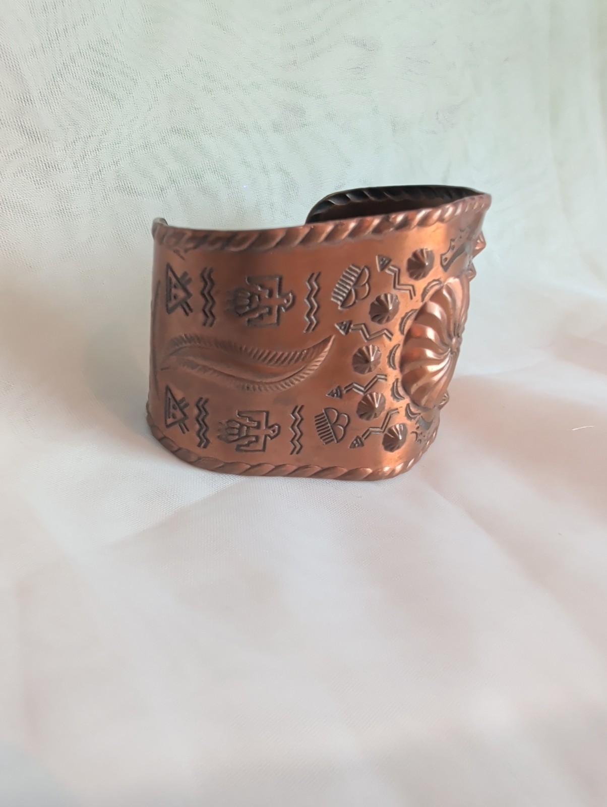Bell Trading Post Story Teller Thunderbird Copper Native American Cuff Bracelet