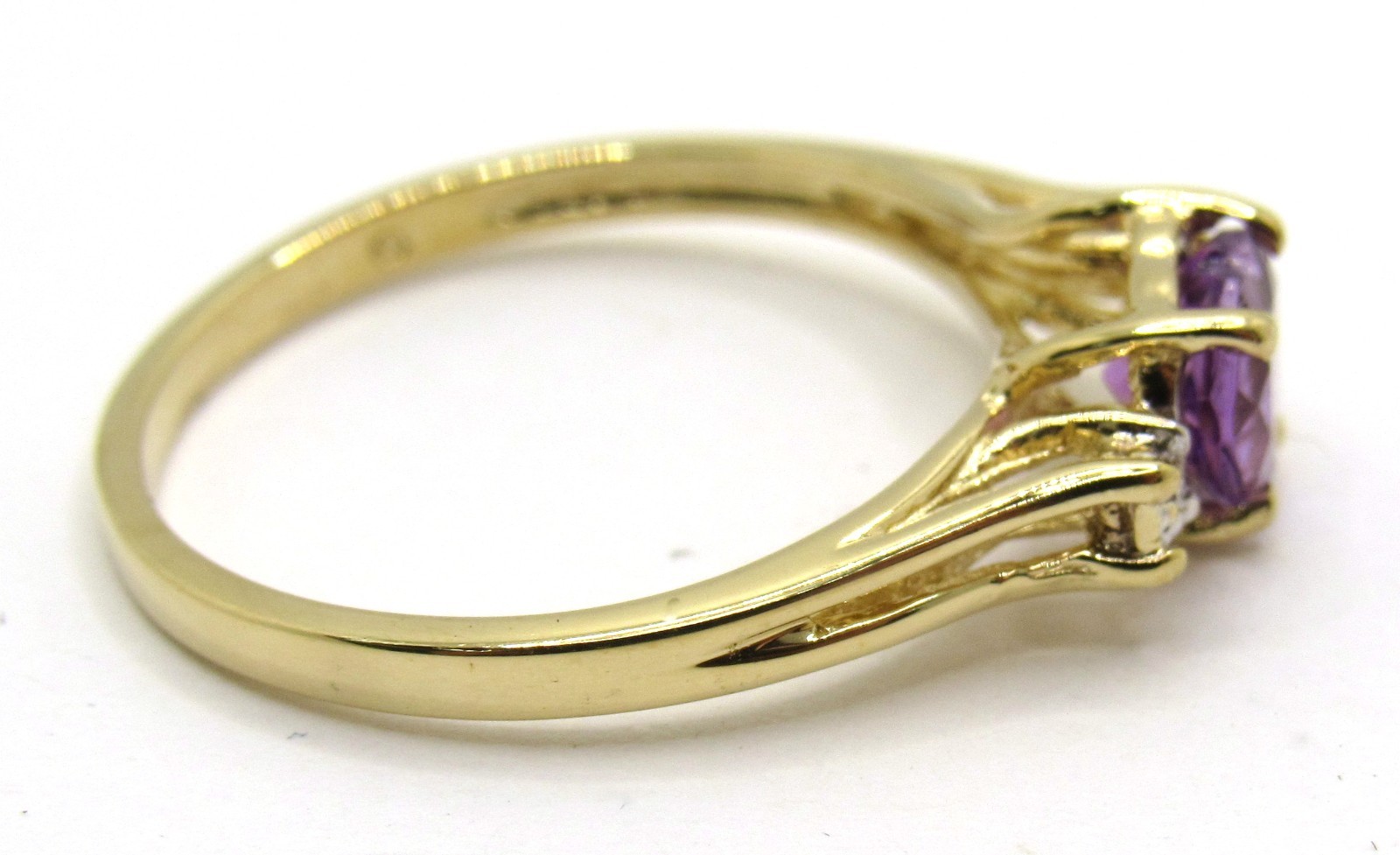 10K YELLOW GOLD HEART SHAPED PURPLE AMETHYST GEMSTONE RIGHT HAND RING SIZE 6.75