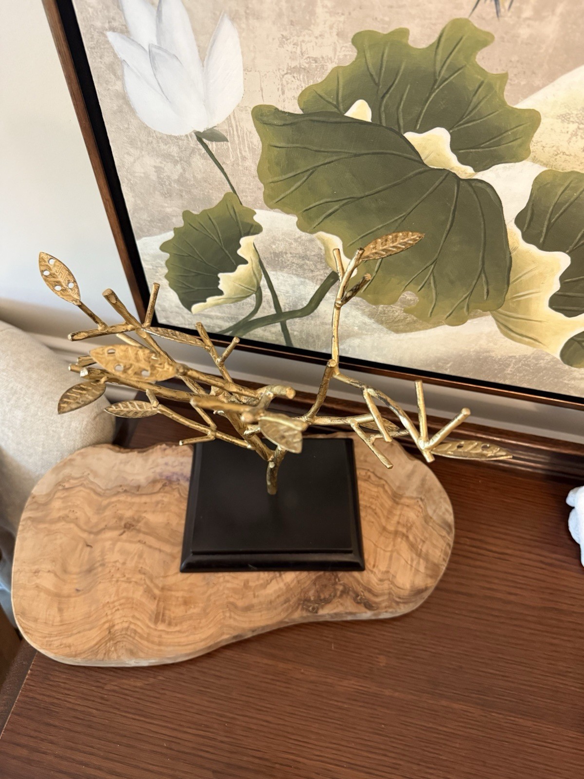 Gold Tone Metal Tree Stand Heavy Base Jewelry Organizer Home Decor 12x11x5”