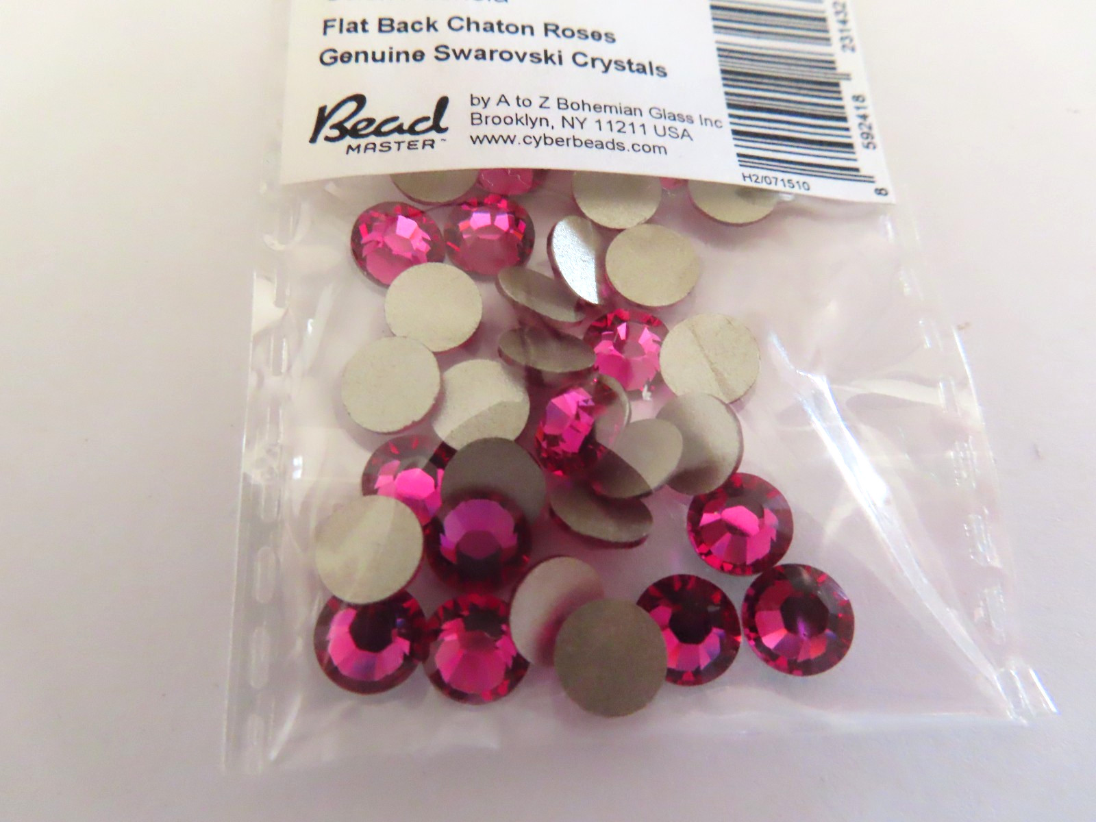 36 Swarovski Flatbacks 34ss Fuchsia/foiled. #2028