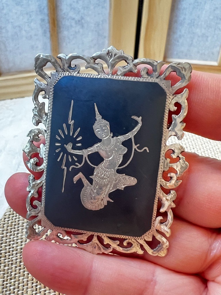Vintage Mekkala Goddess Siam Sterling Silver Brooch Pin Niello 2.25″H