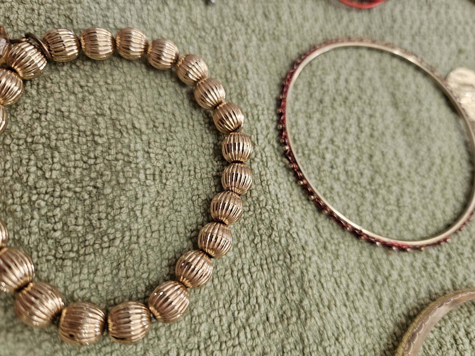 12 Fashionable Bracelets