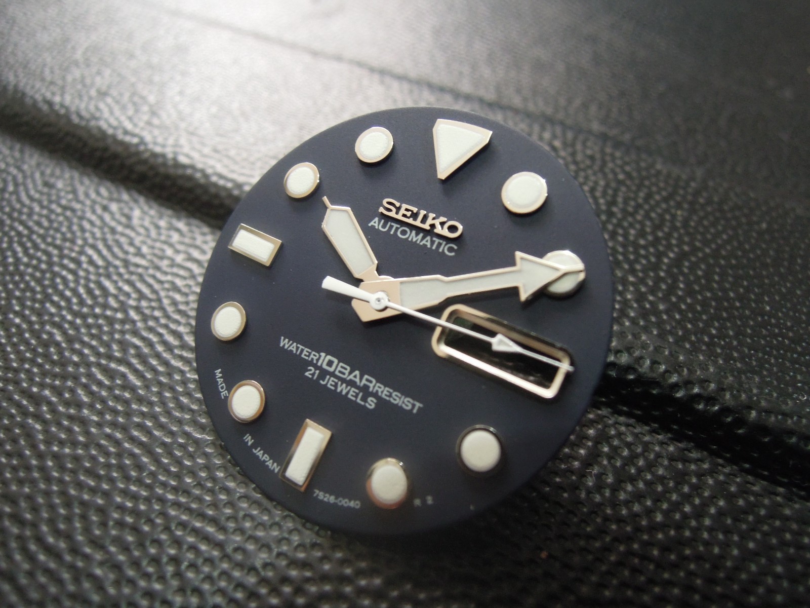 NEW REPLACEMENT DARK BLUE DIAL & HANDS LARGE DIVERS 10 BAR SKX032 (7S26-0040)