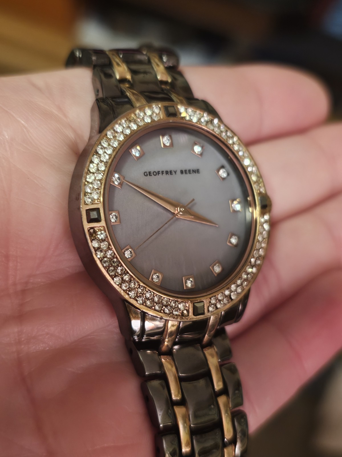Ladies Geoffrey Beene Tortoise Shell Watch W/Mother of Pearl Face