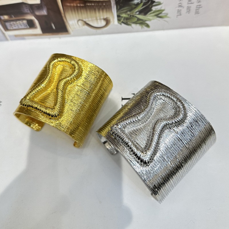 KeyHole Schiaparelli Inspired 3 In Gold Cuff Fits 6.5-8.5 Inch Wrist