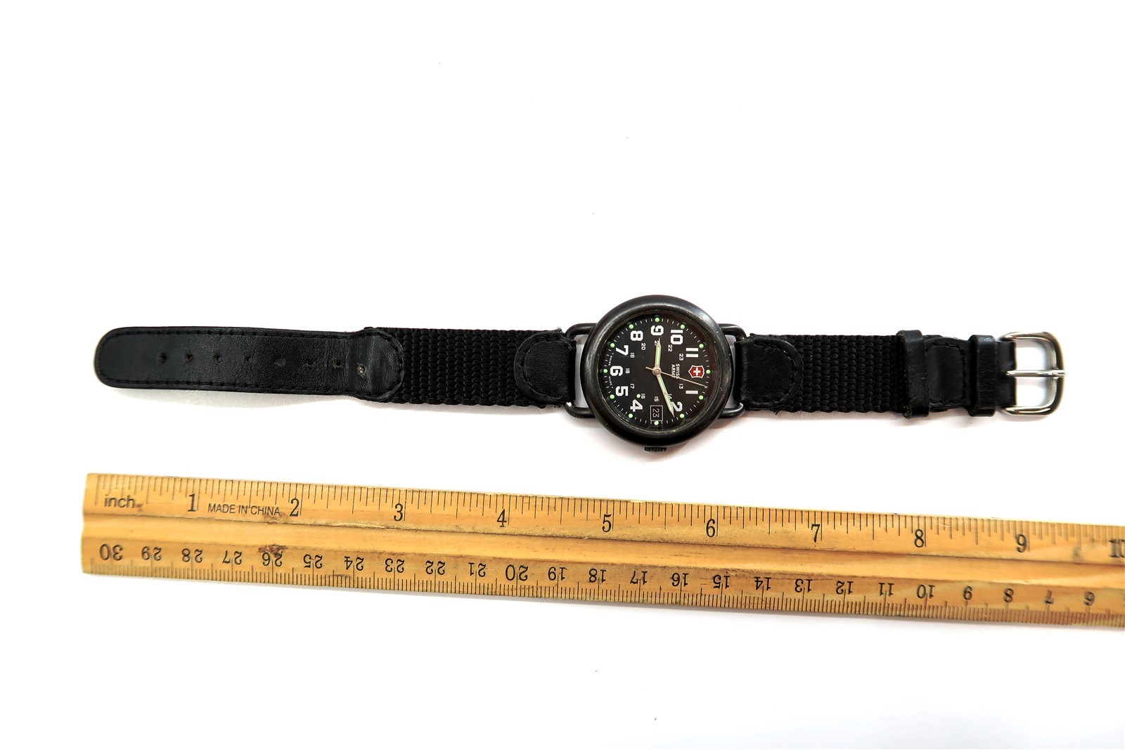 SWISS ARMY Mens Quartz Date Watch 37mm Black WORKS NEW BATTERY ~ CROWN ISSUE