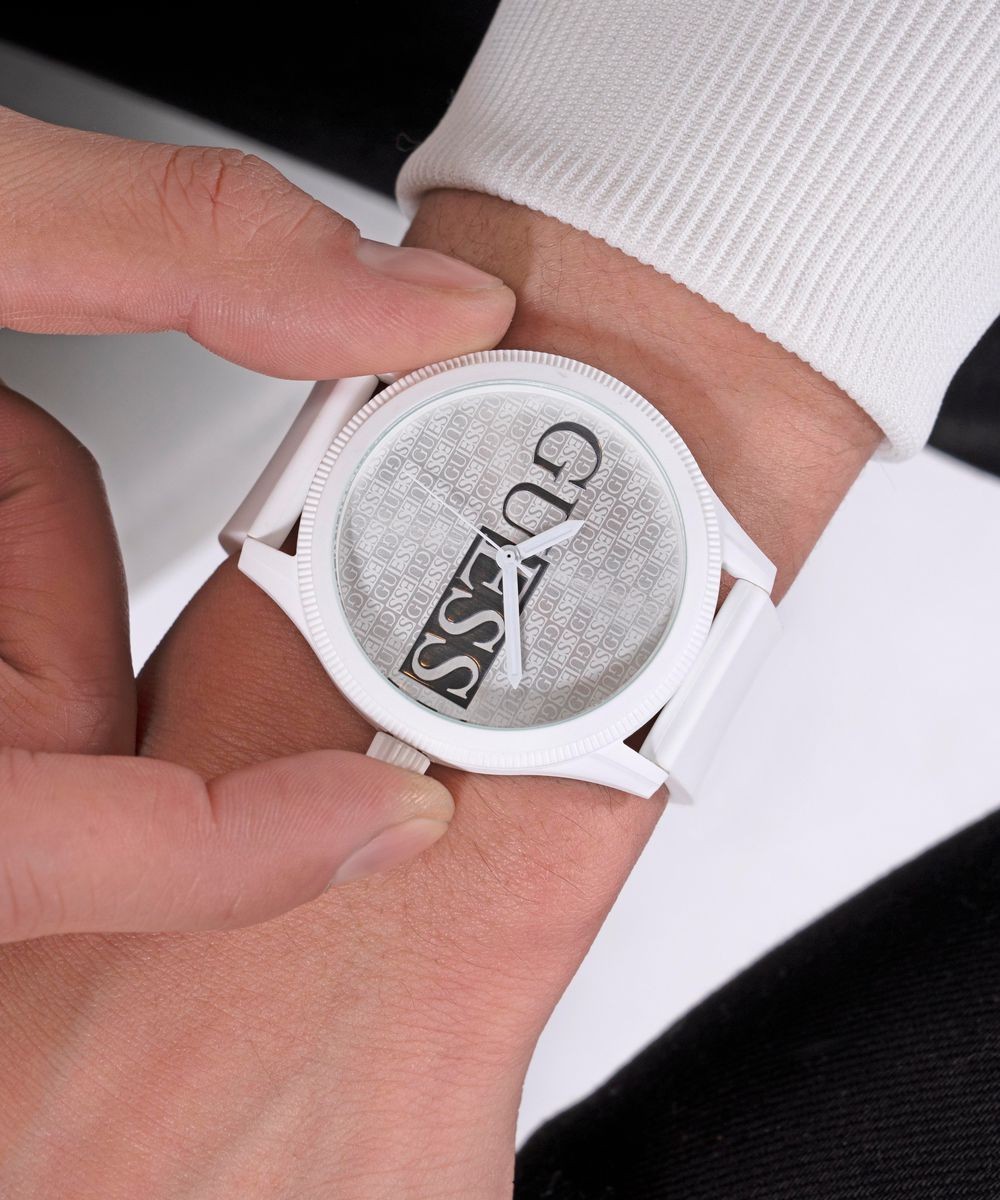 Guess White Mens Analogue Watch Reputation GW0780G1