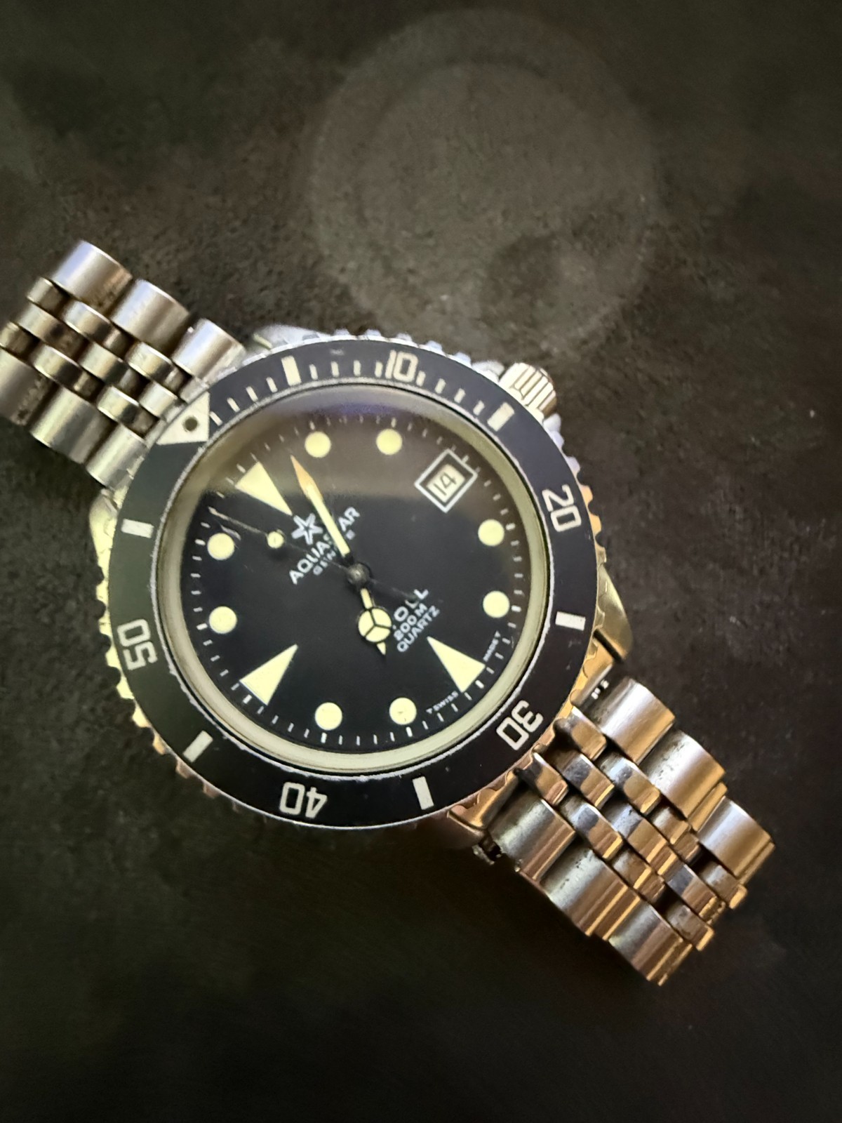 Vintage Aquastar Atoll 200 M Diving Quartz Watch