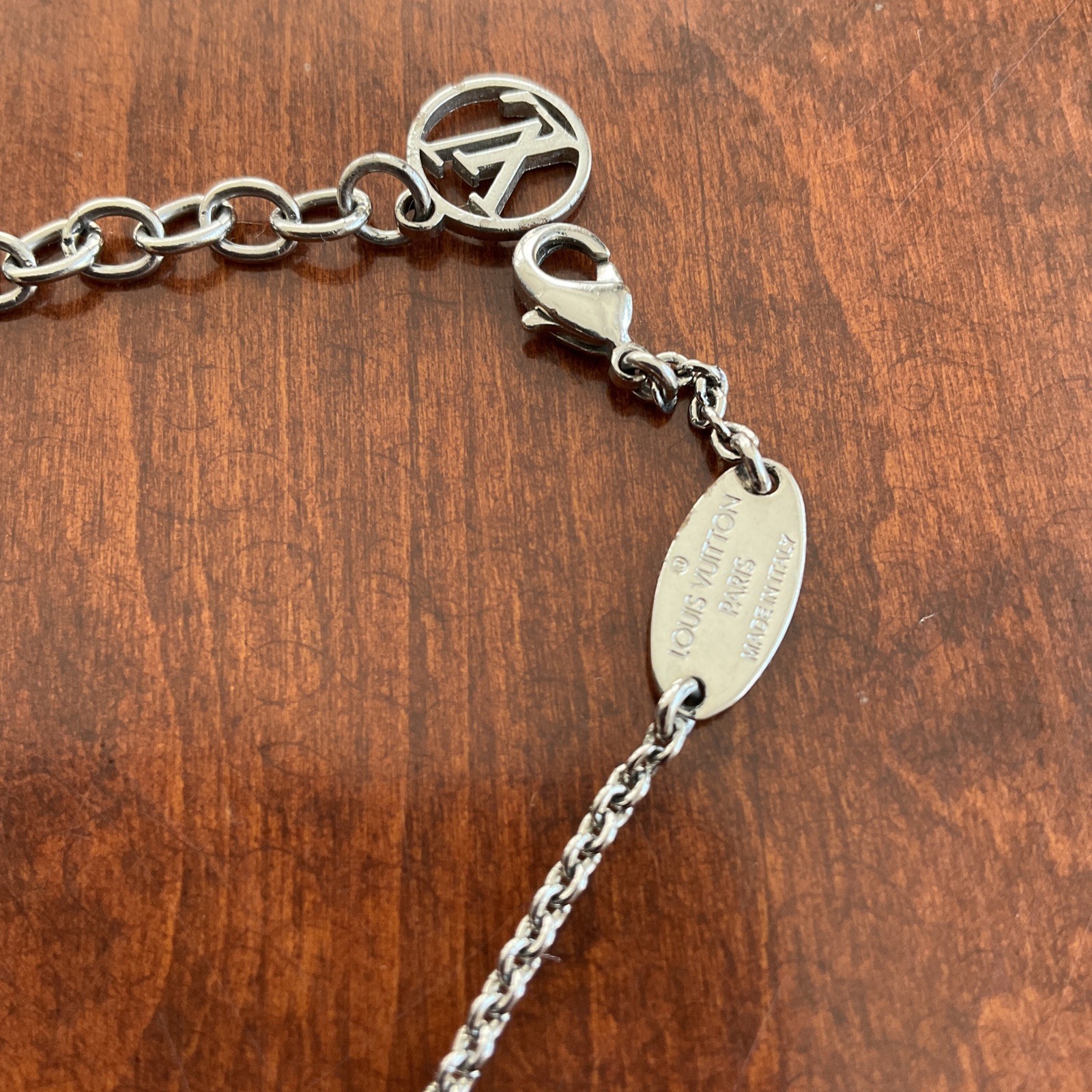 Louis Vuitton Essential V Bracelet