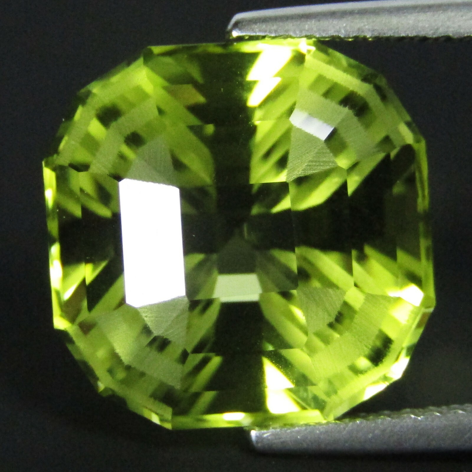 12.07Cts Lustrous Natural Lemon Quartz 13mm Square Radiant Cut Loose Gemstone