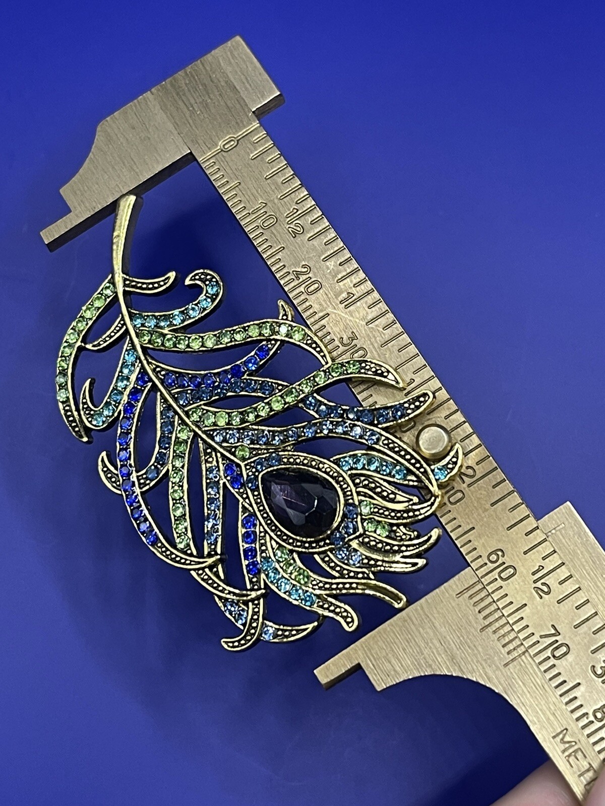 Gold Tone Peacock Feather Rhinestone Brooch Pin