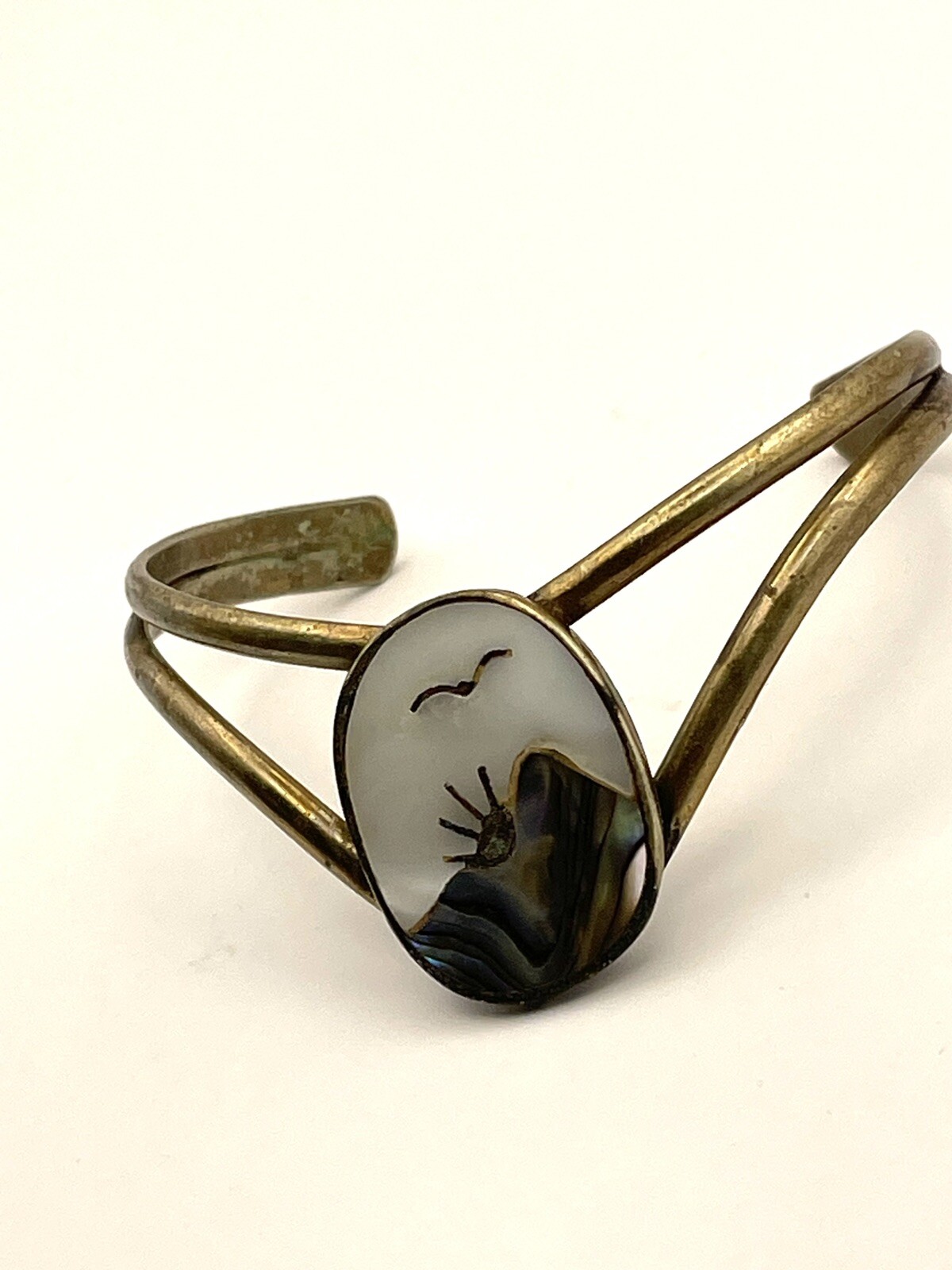 Rustic Artisan Made MOP Abalone Solid Brass Cuff Bracelet Size 6-6.50 Inches