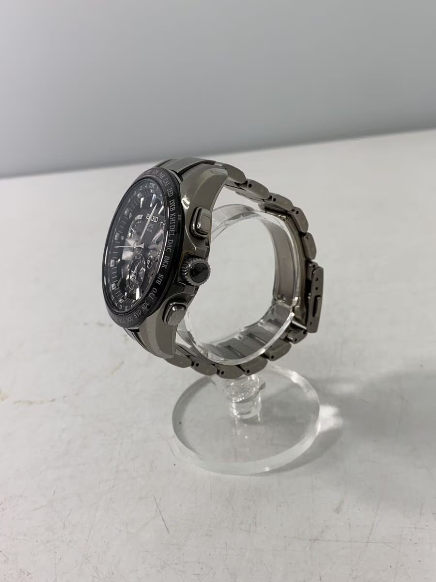 Seiko 8X53-0AB0-2 Titanium 44mm Black Dial Quartz Wristwatch #2nW1011