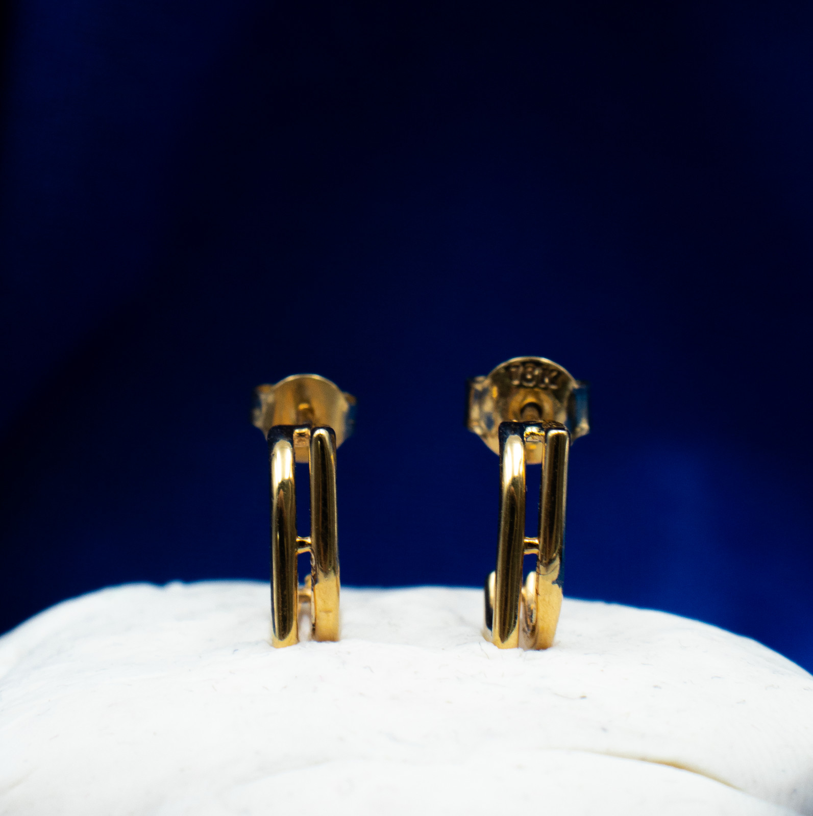 18K Solid Yellow Gold Modern Double Half Hoop Stud Earrings – 2.30g