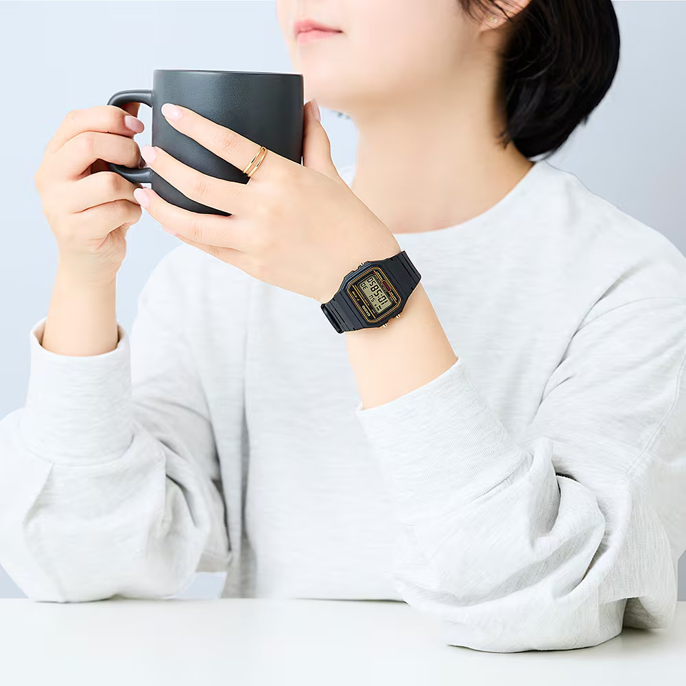 CASIO F-91WG-9QJH Digital Watch Black Gold Japan Web Limited Model New