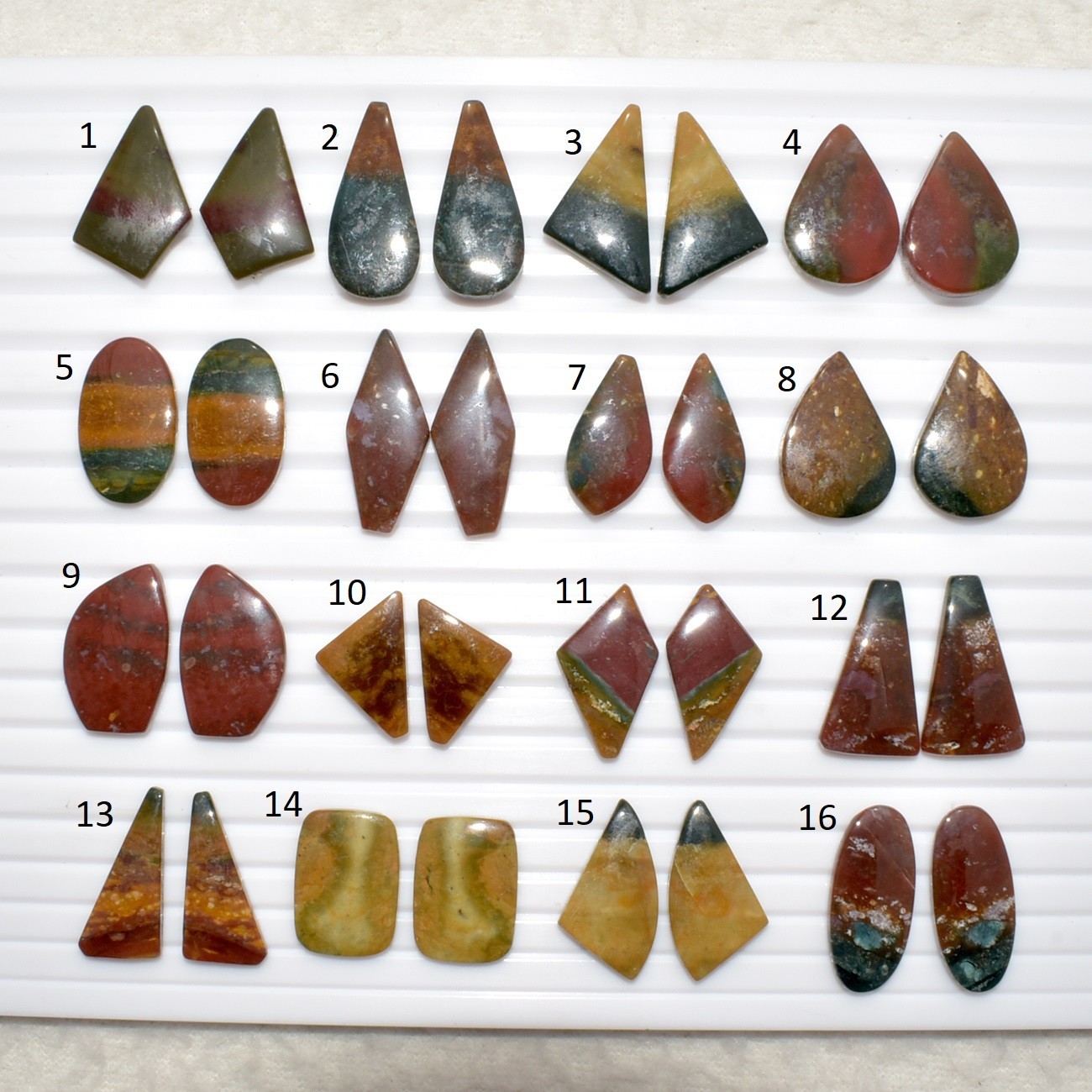 Natural Blood Stone Matching Pair Cabochon Loose Gemstone B366