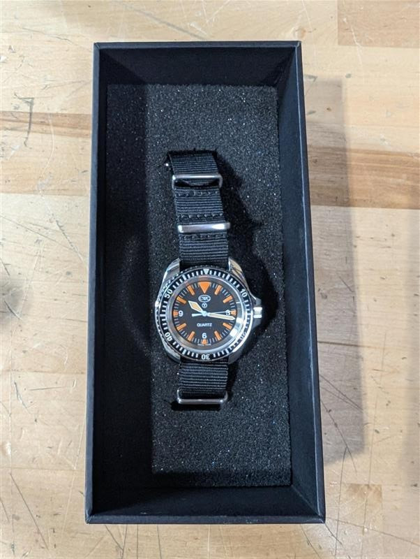 CWC Royal Navy 1983 Quartz Dive Watch ReIssue Black G1N