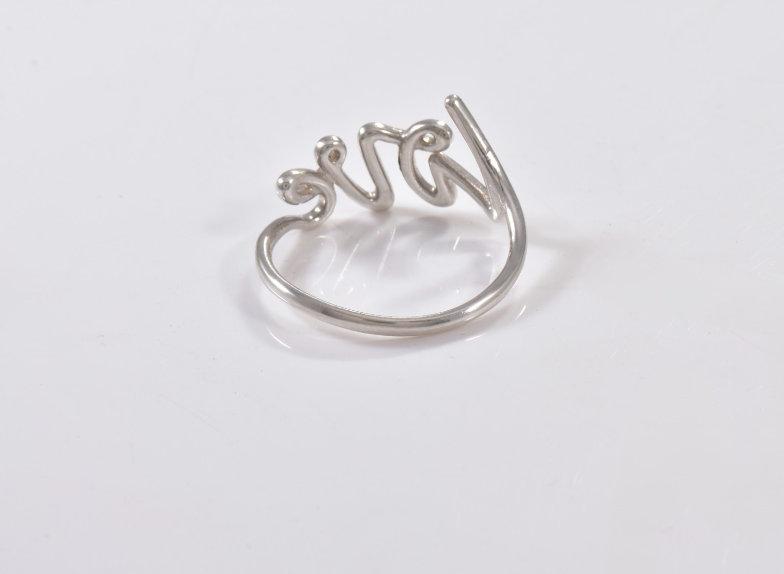 Size 8 Tiffany & Co Sterling Silver Paloma Picasso Graffiti Love Ring in Pouch