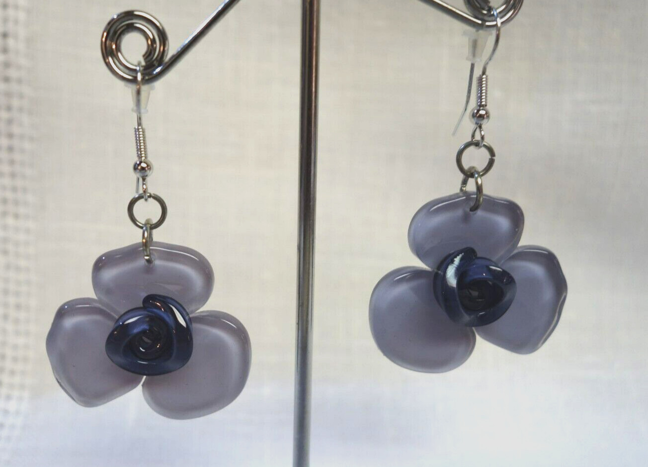 Lavender Flower Acrylic Drop (Silver Tone Finish) Earrings NWT USA