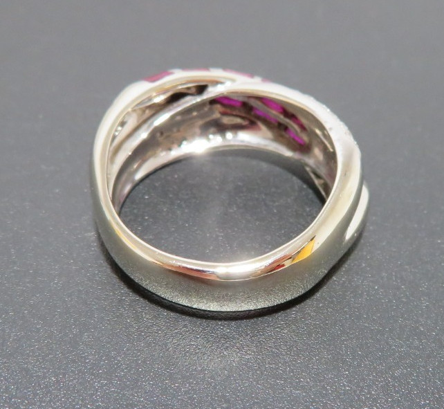 14K WG RUBY & WHIT STONE CLUSTER SWIRL BAND RING SZ 8.25 7.83 grams (A22045-1)