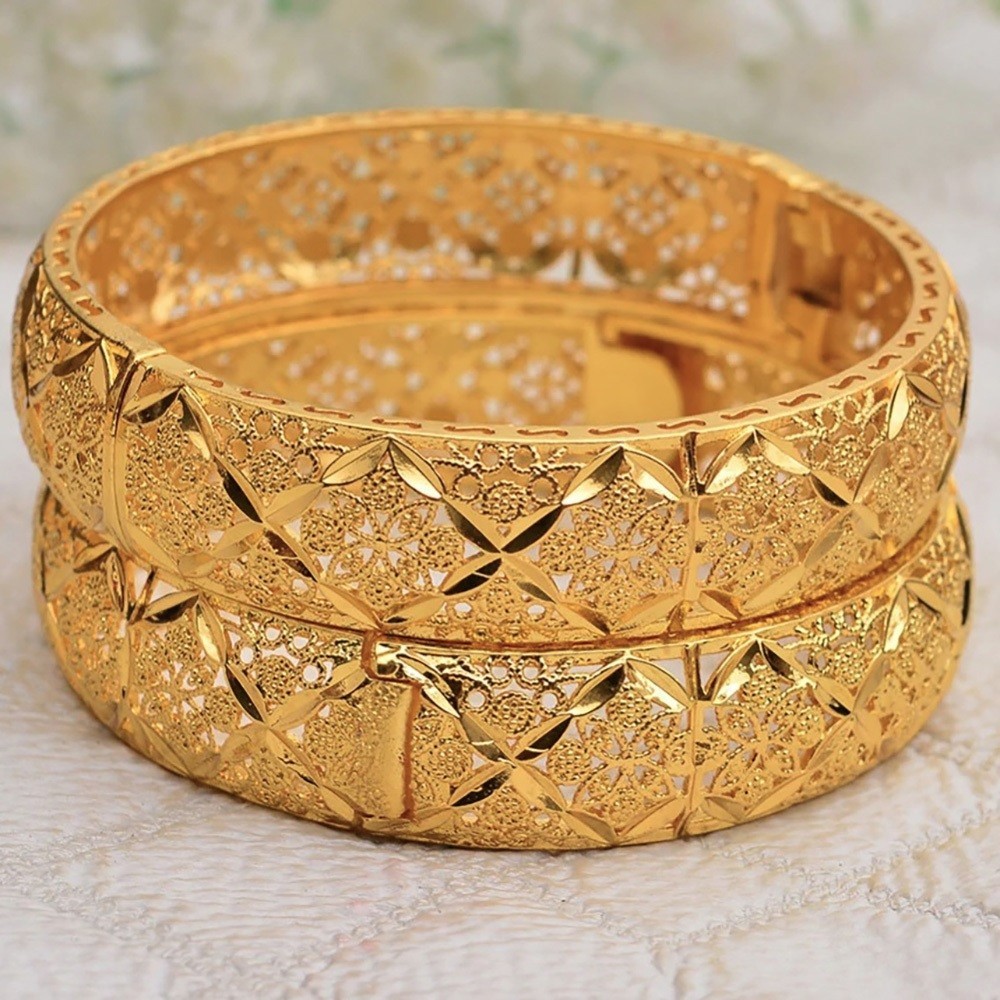 18k Gold Small 6.5″ Womens Flower Design Opening Filled Bracelet Bangle D793-6.5