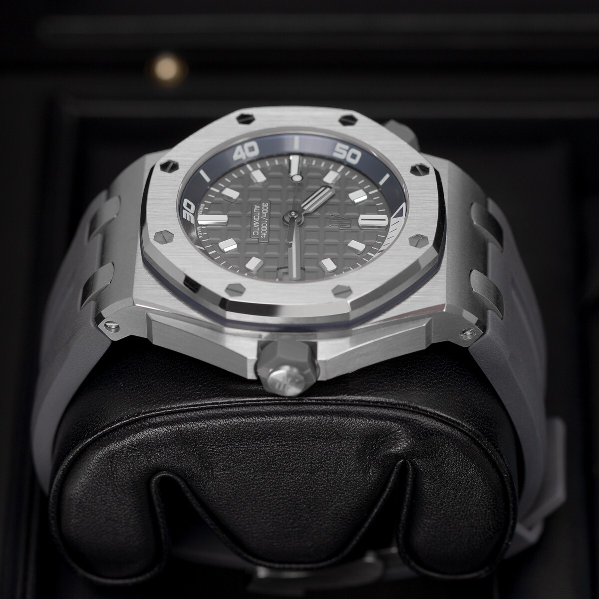 Audemars Piguet 15720ST.OO.A009CA.01 Royal Oak Offshore 42mm Grey Dial Watch