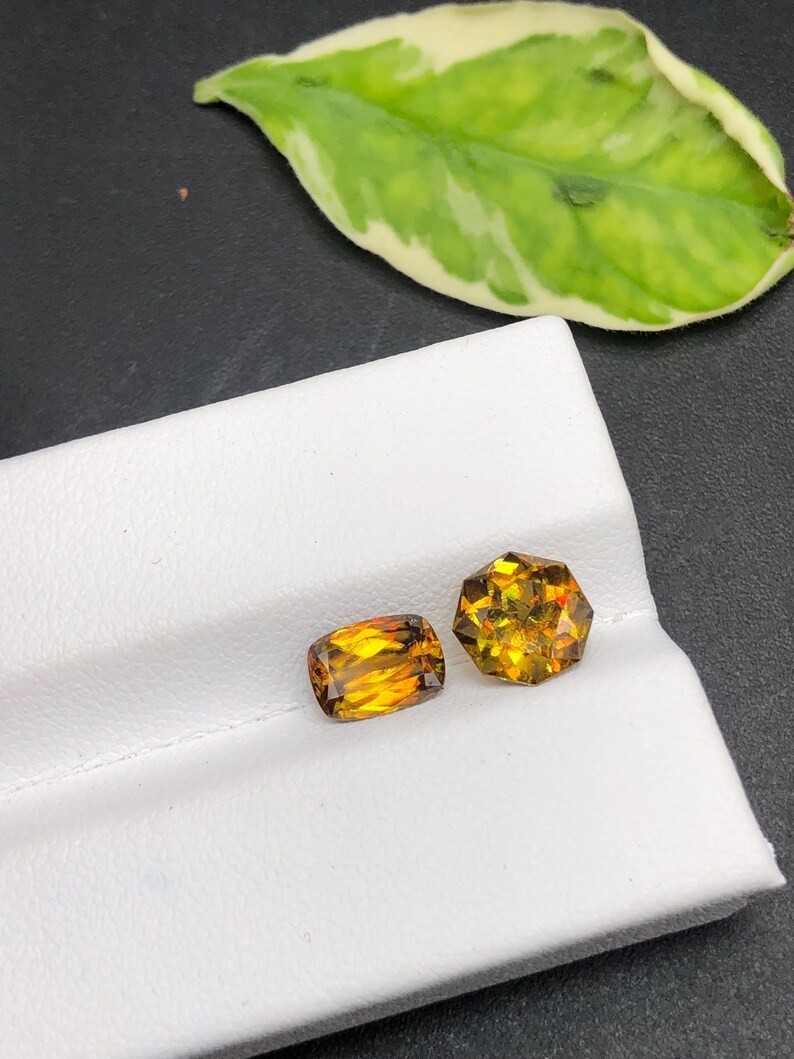 2.80Ct Natural Sphene Pair Golden Green High Dispersion Fire Loose Gemstone Set