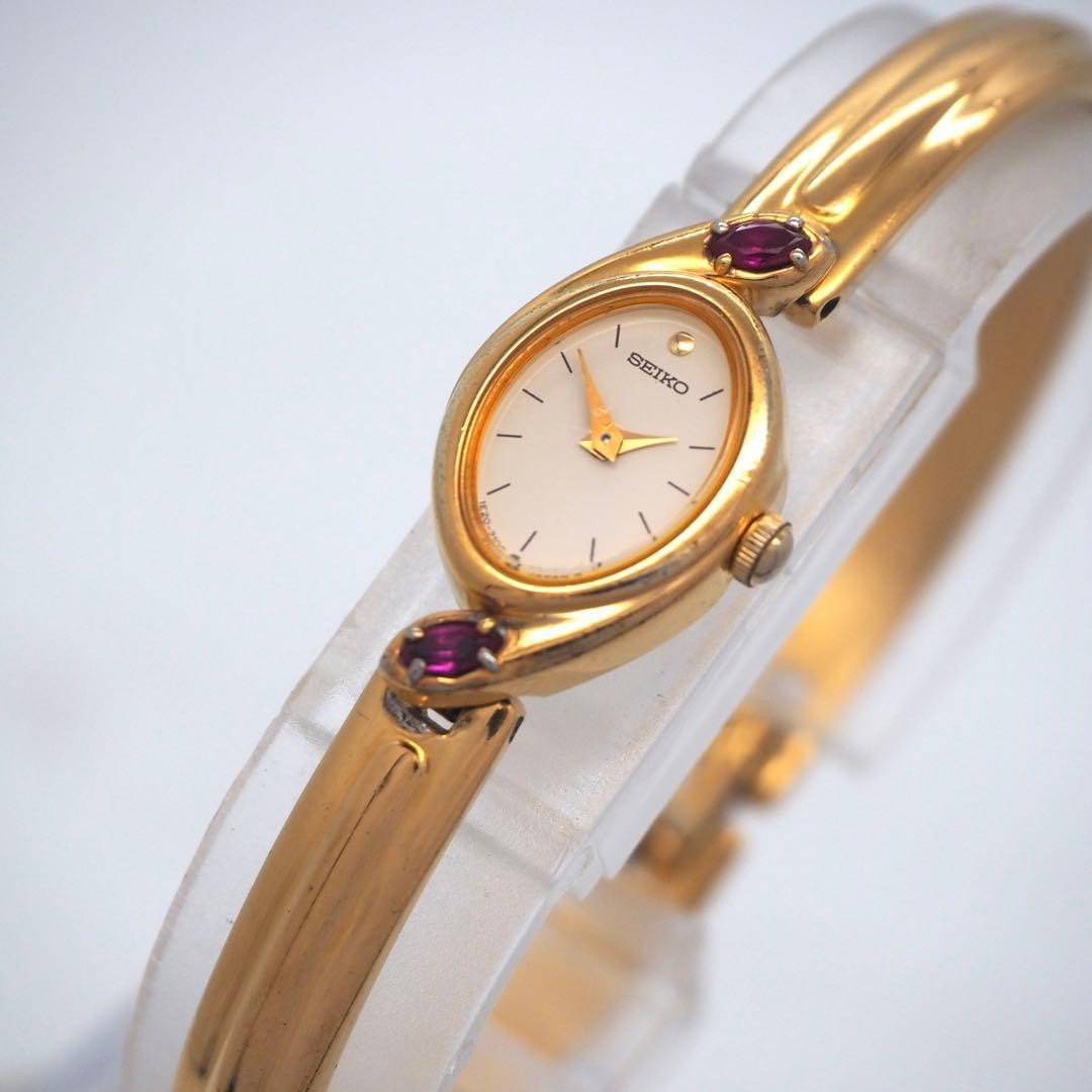 617 Working SEIKO Watch Oval Color Stone Women Gold