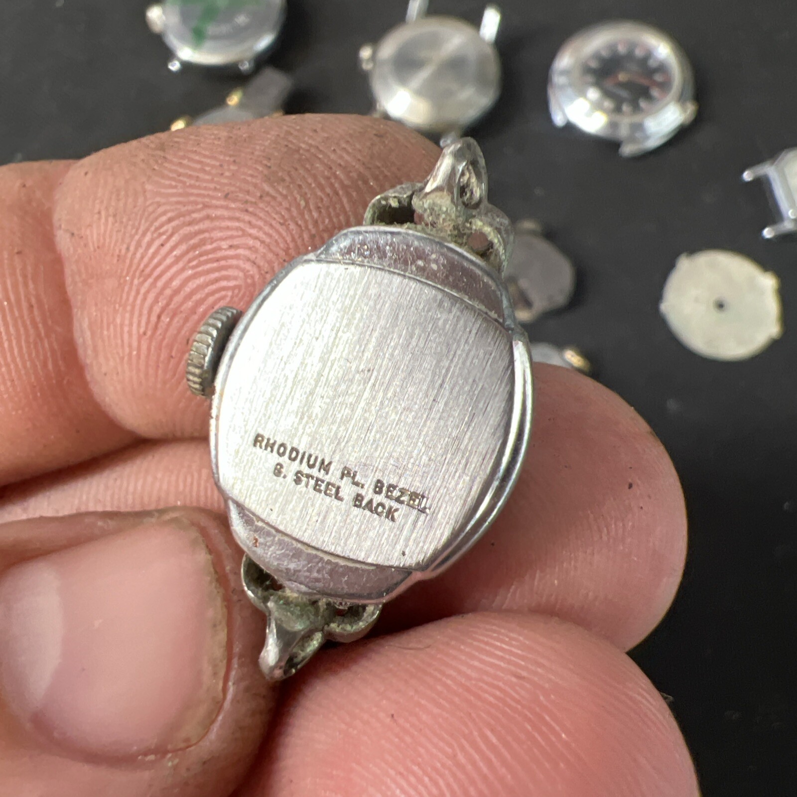 16 Lot Vintage Antique Ladies Watches TIMEX Military UFO Art Deco 60’s (parts)