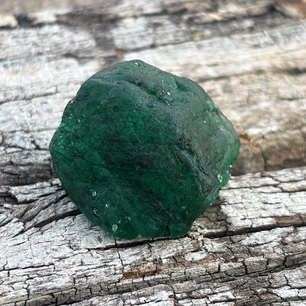 117.5 Ct NATURAL Uncut Green Emerald Rough CERTIFIED Huge Size Loose Gemstone