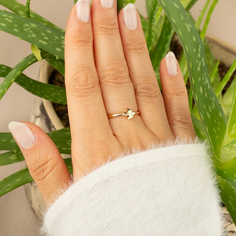 Gold/Silver Bird Ring Dainty Minimalist Jewelry-Cute Animal Gift – Women’s Ring