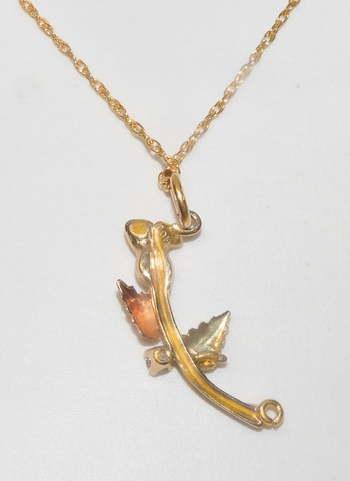 Black Hills Gold 10k Diamond Accent Rose Pendant Necklace