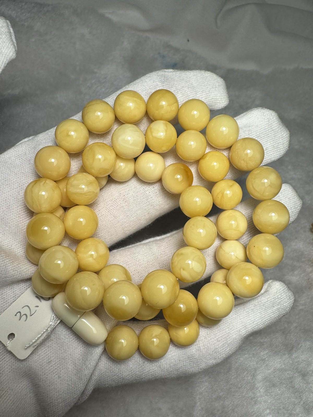 Genuine Baltic Amber Necklace-Polished Round Bead 10.1-10.9mm 53cm 32.16g