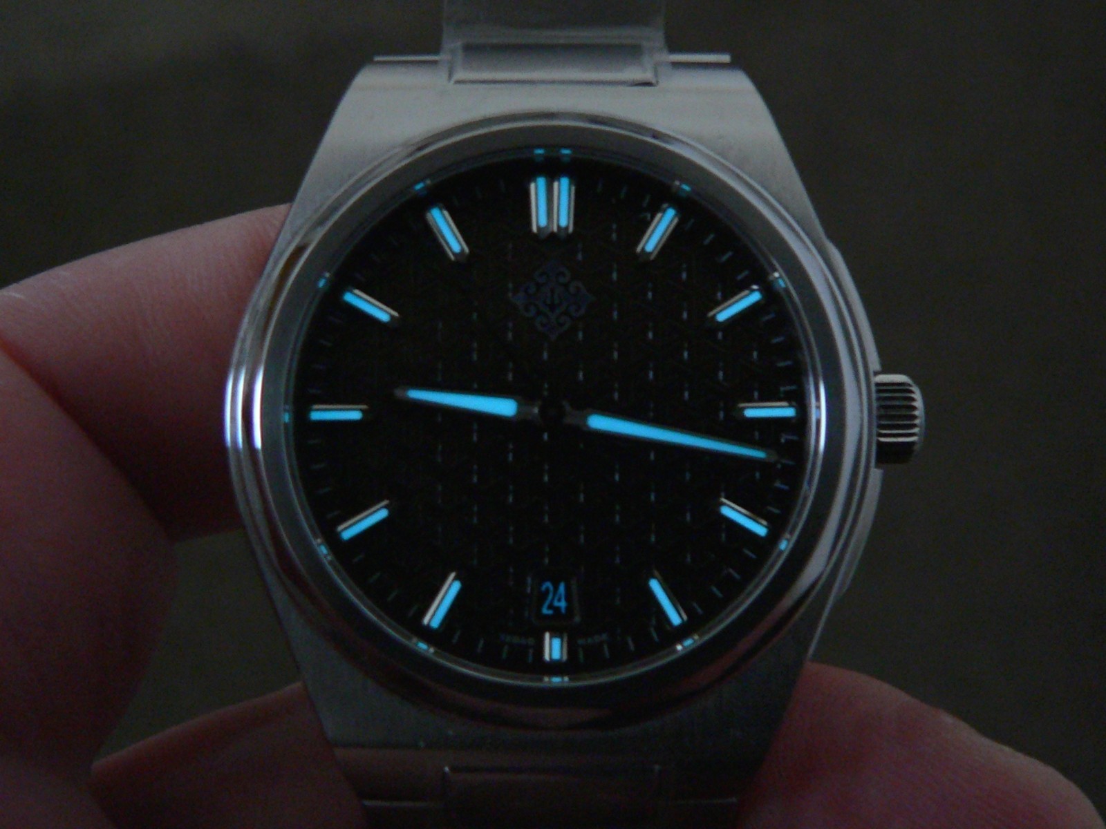 New IXDAO Warrior watch, mother of pearl dial, Miyota 9015 automatic, sapphire